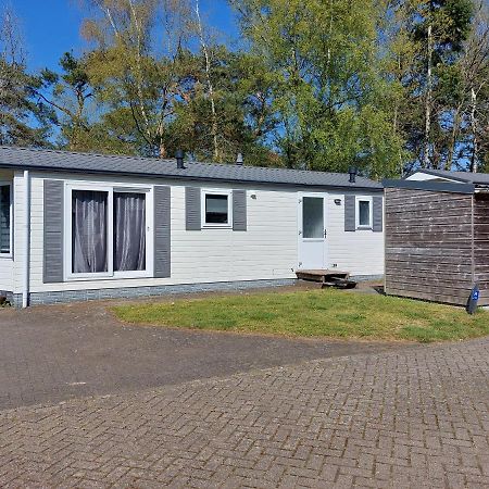 Ruim En Gezellig Chalet Voor 2 Personen Op De Veluwe Recreatiepark De Oude Driest Putten Εξωτερικό φωτογραφία