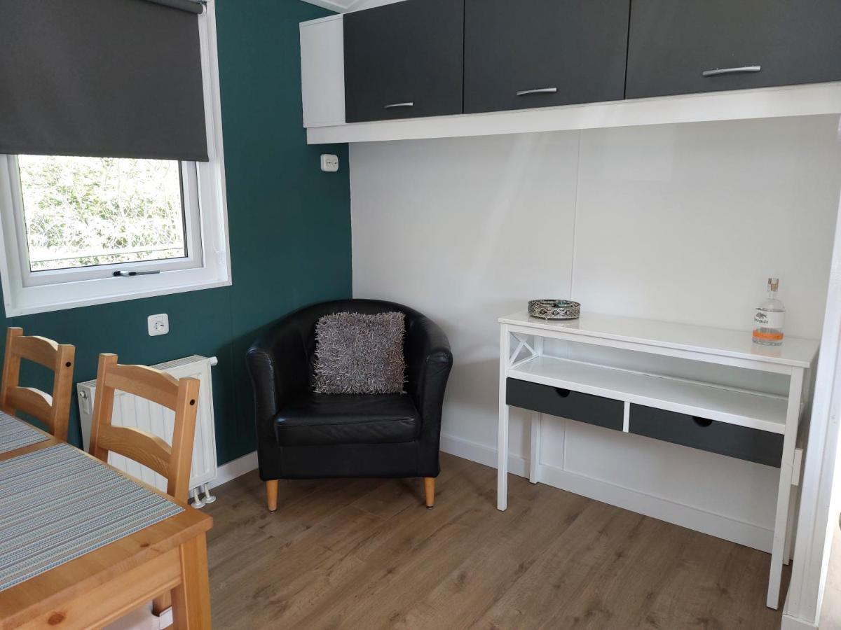 Ruim En Gezellig Chalet Voor 2 Personen Op De Veluwe Recreatiepark De Oude Driest Putten Εξωτερικό φωτογραφία